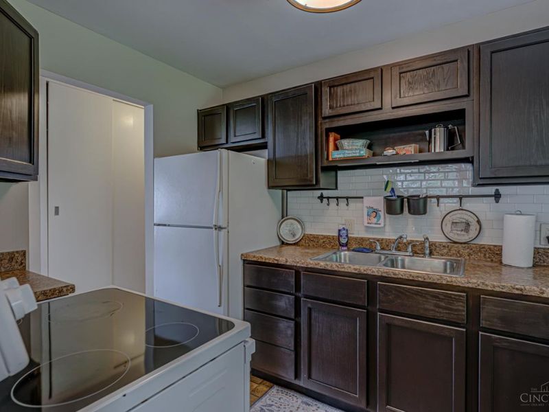 6627 Flagstone Court, Colerain Township, OH 45239 Photo 13