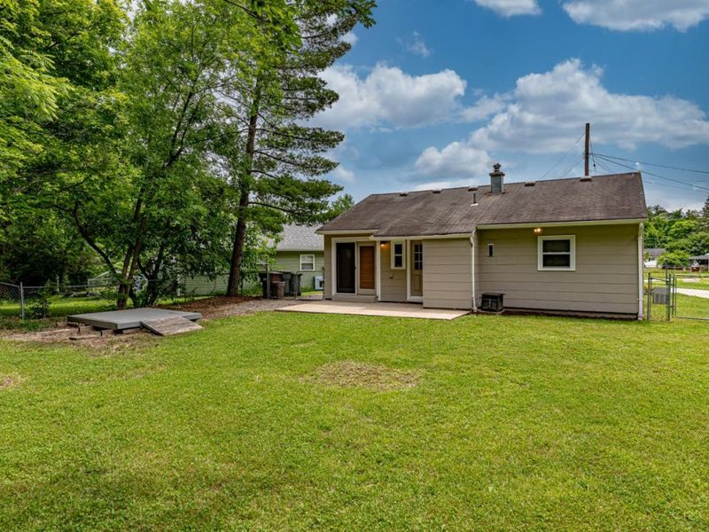 6627 Flagstone Court, Colerain Township, OH 45239 Photo 3