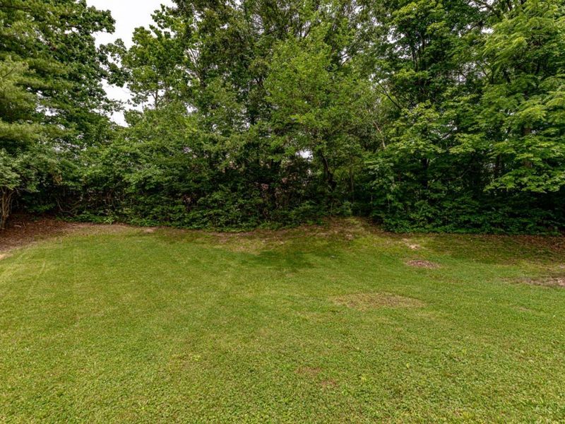 6627 Flagstone Court, Colerain Township, OH 45239 Photo 4