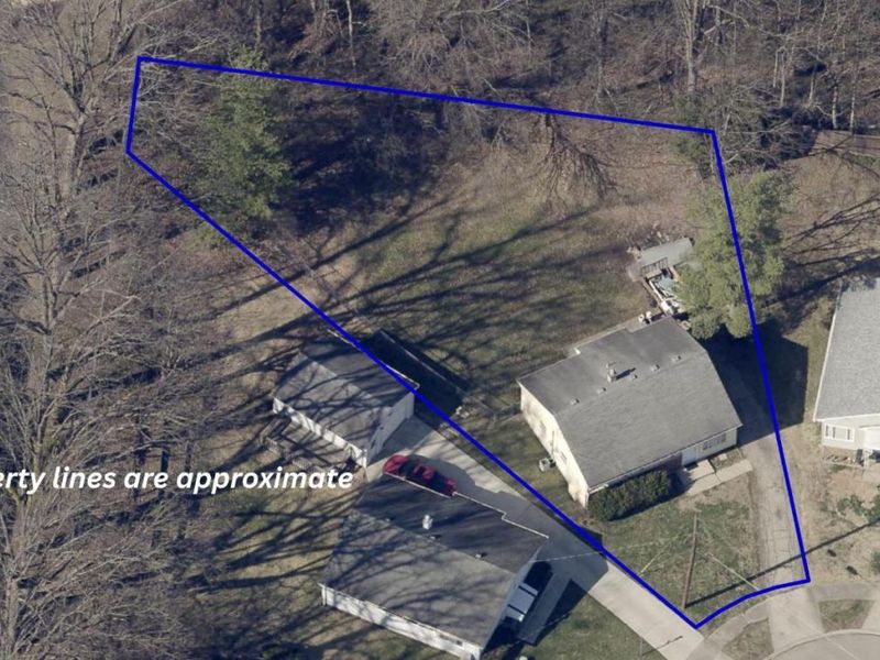 6627 Flagstone Court, Colerain Township, OH 45239 Photo 5