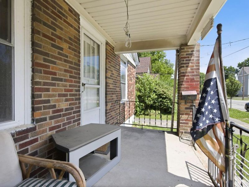 6632 Cambridge Avenue, Columbia Twp, OH 45227 Photo 4