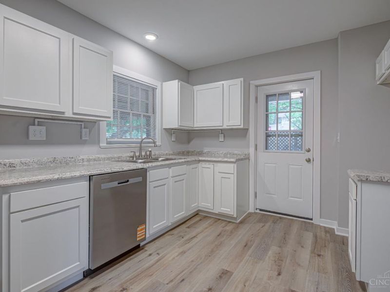6751 Home City Avenue, Cincinnati, OH 45233 Photo 17