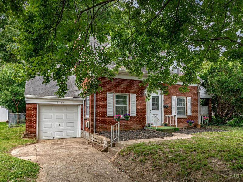 6751 Home City Avenue, Cincinnati, OH 45233 Photo 2