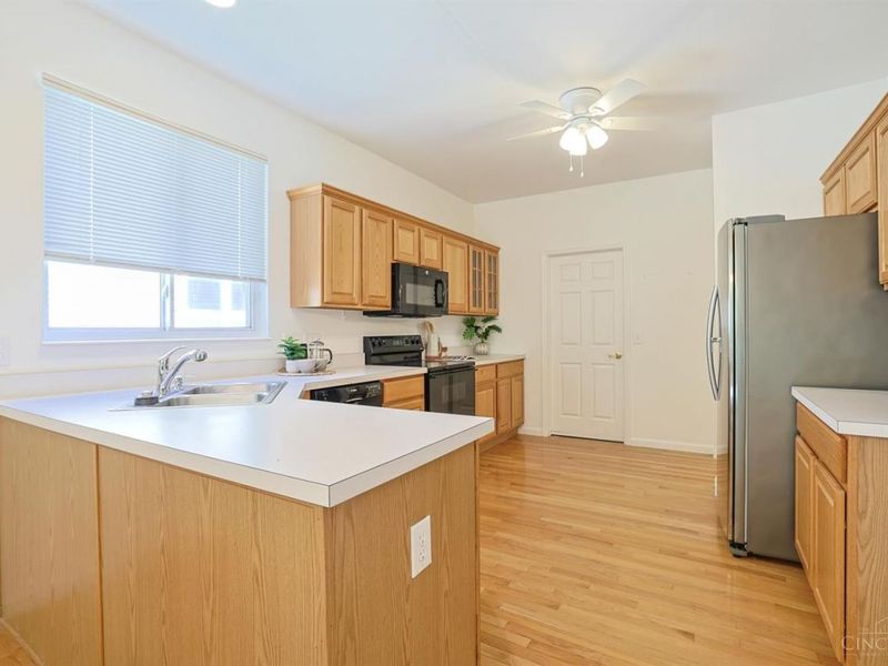531 County Down Lane, Loveland, OH 45140 Photo 13