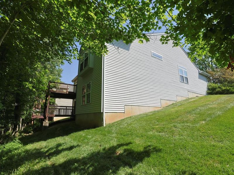 531 County Down Lane, Loveland, OH 45140 Photo 37