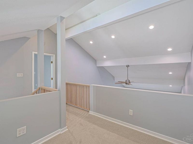 2928 Struble Road, Cincinnati, OH 45251 Photo 20