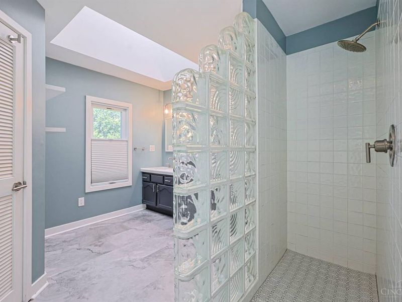 2928 Struble Road, Cincinnati, OH 45251 Photo 47