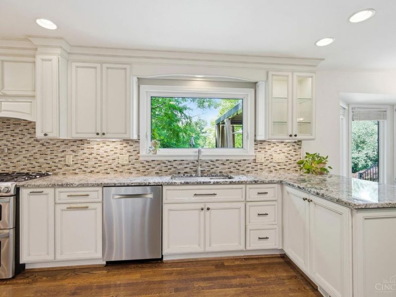 8663 Rupp Farm Drive, West Chester, OH 45069 Photo 6