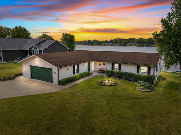 4079 Kim Drive, Hillsdale, MI 49242