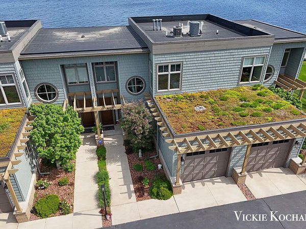 142 Viridian Drive, Muskegon, MI 49440
