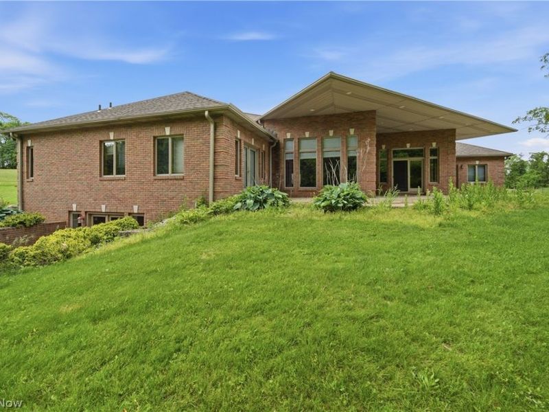 6223 Mccann Road, East Rochester, OH 44625 Photo 2