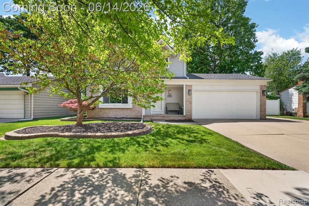 21659 Birch Street, Woodhaven, MI 48183 Main Photo