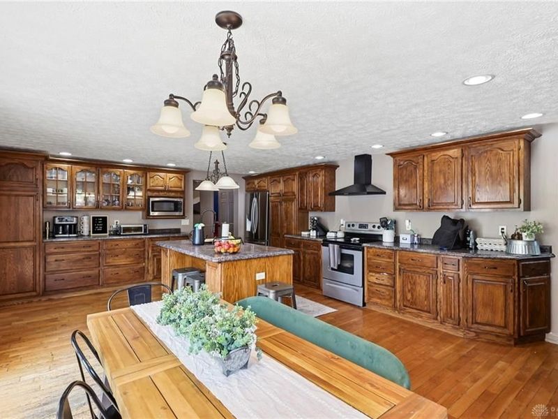 2608 Craig Road, Springfield Township, OH 45502 Photo 17