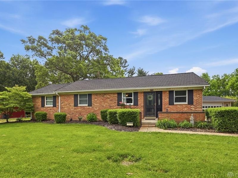 2608 Craig Road, Springfield Township, OH 45502 Photo 2