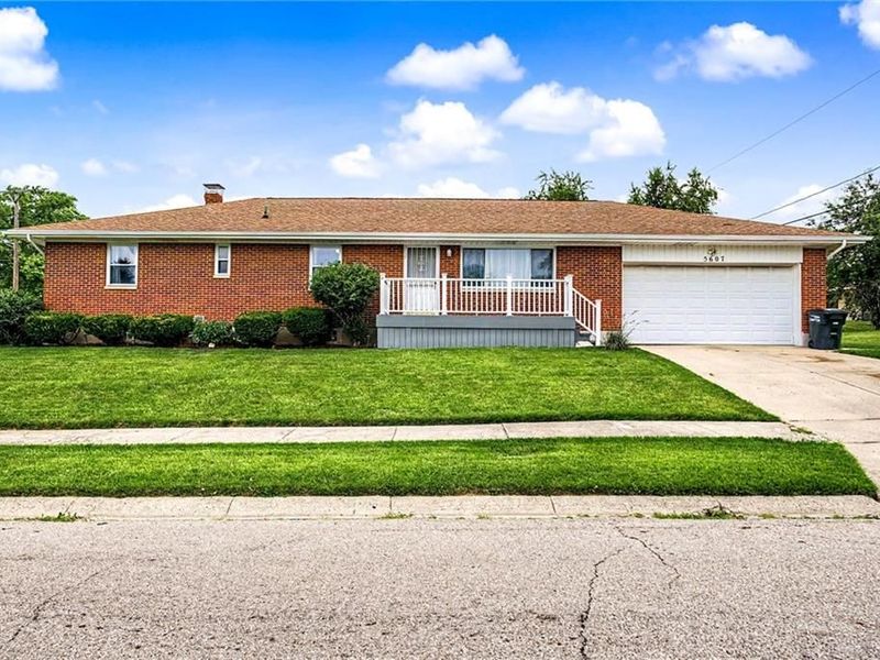5607 Greencrest Drive, Dayton, OH 45432 Photo 1
