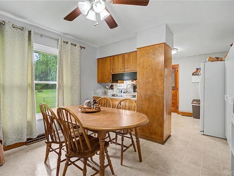 5607 Greencrest Drive, Dayton, OH 45432 Photo 12