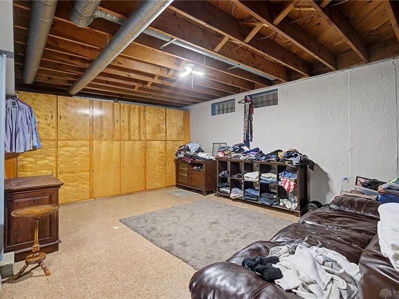 5607 Greencrest Drive, Dayton, OH 45432 Photo 33