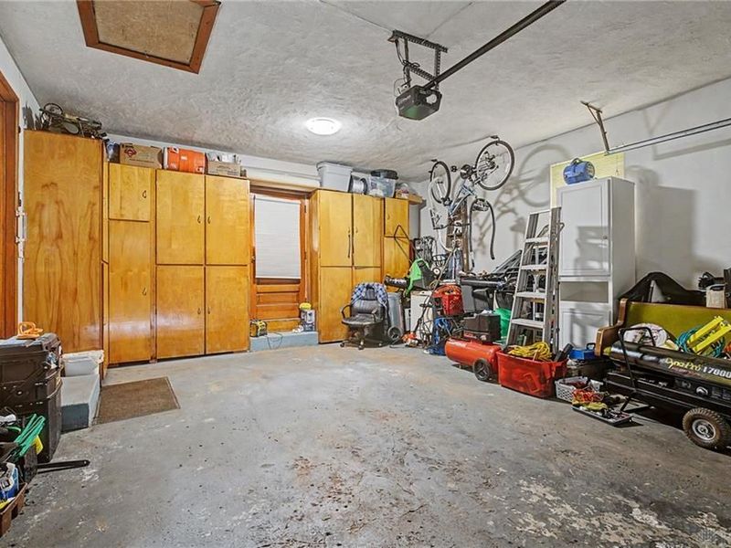 5607 Greencrest Drive, Dayton, OH 45432 Photo 38