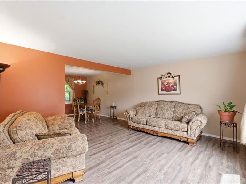 9566 Copper Creek Court, Miamisburg, OH 45342 Photo 4