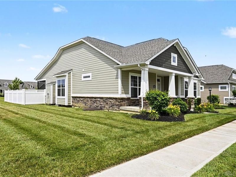 5004 Pepperwell Circle, Sugarcreek Township, OH 45440 Photo 5
