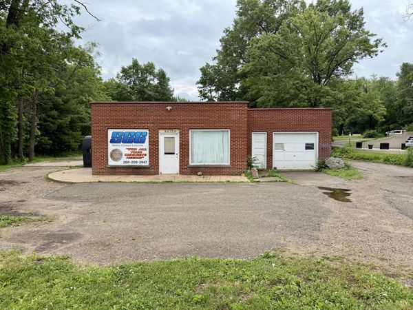 2275 W Columbia Avenue, Battle Creek, MI 49015