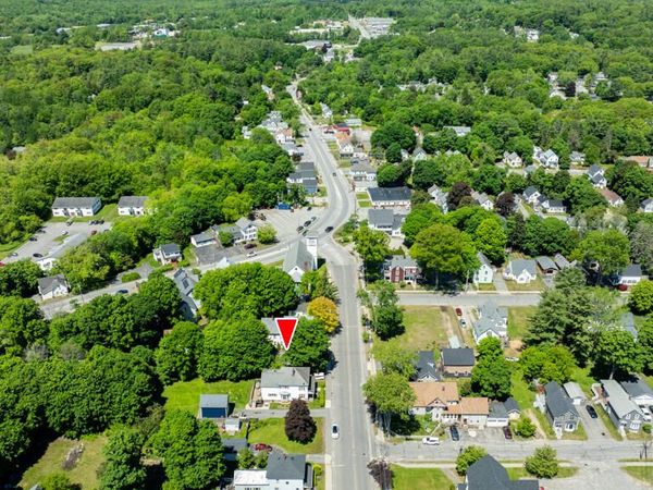 11 School Street , Lisbon, ME 04252