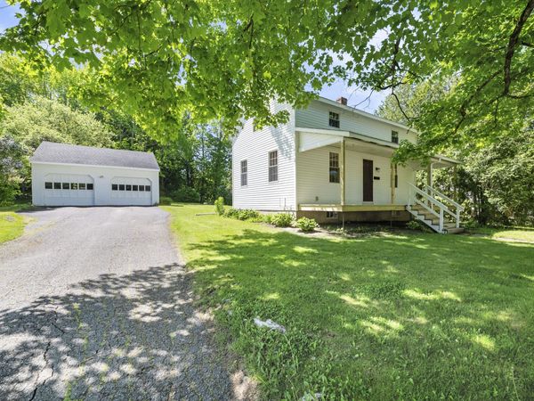 86 High Holborn Street , Gardiner, ME 04345