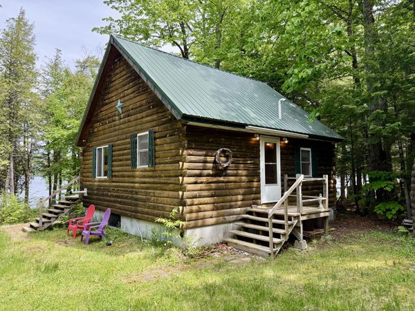 561 Lakeview Road, Topsfield, ME 04490