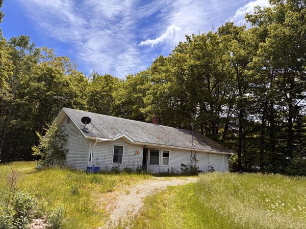 102 Augusta Road , Belmont, ME 04952