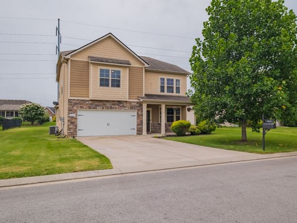3637 Genoa Dr , Murfreesboro, TN 37128