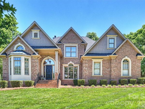 18400 Dembridge Drive, Davidson, NC 28036