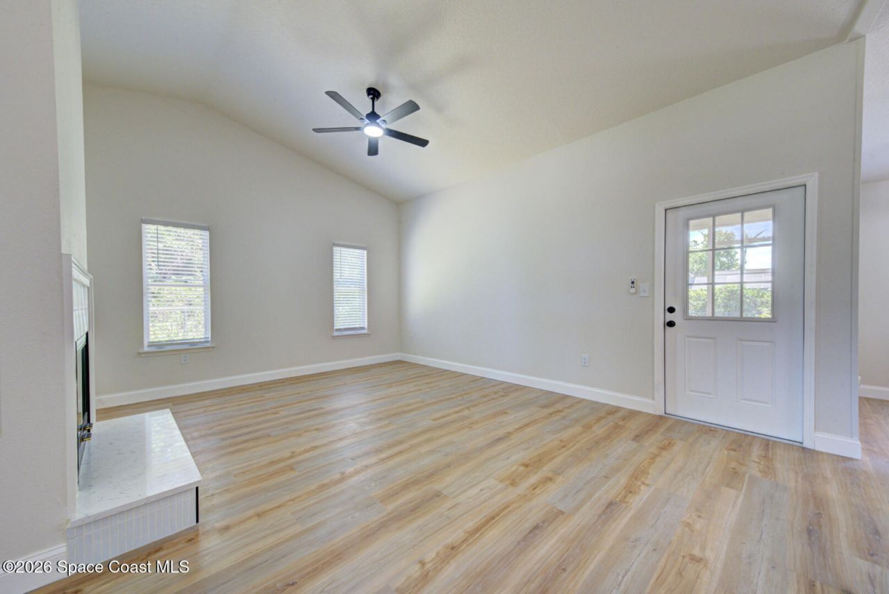 6215 Grissom Parkway, Cocoa, FL 32927 Photo