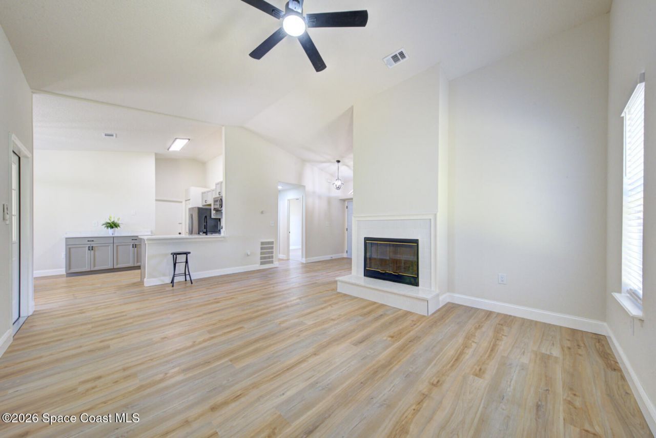 6215 Grissom Parkway, Cocoa, FL 32927 Photo