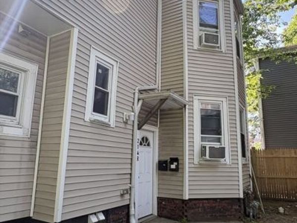 214R Harvard St, Unit 2, Cambridge, MA 02139