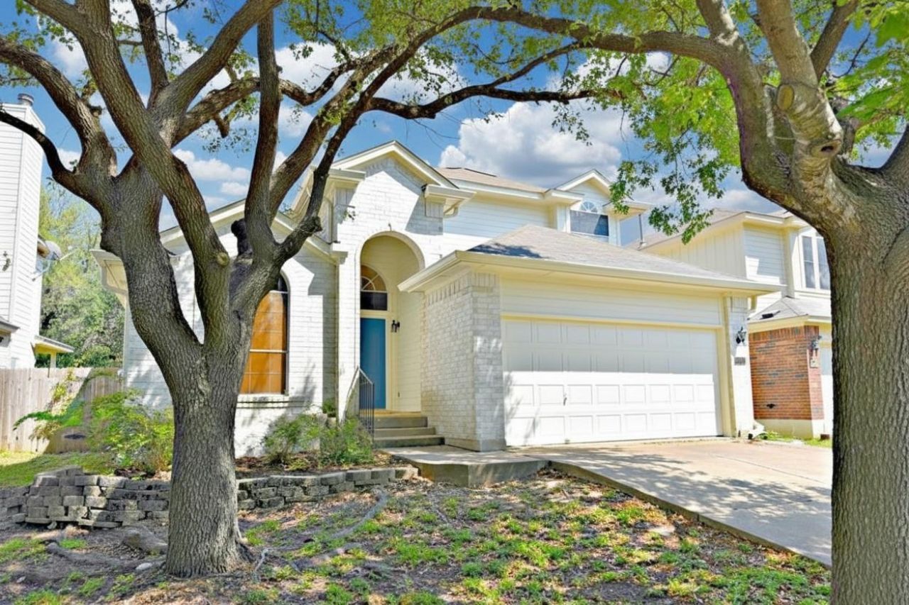 8416 Alvin High Ln, Austin, TX 78729 Main Photo