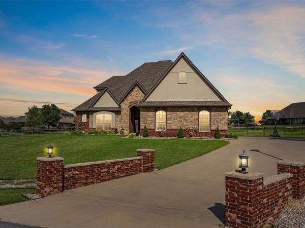 8255 N 70th East Court, Owasso, OK 74055