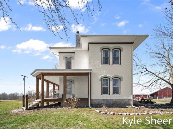 1648 S Johnson Road, Saranac, MI 48881