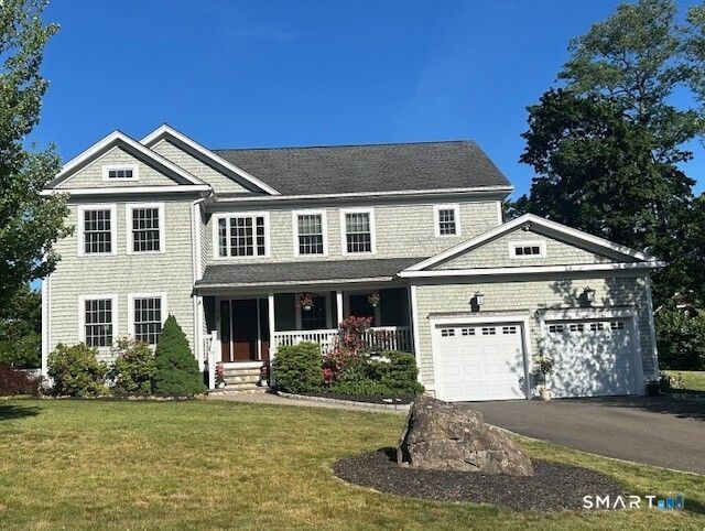 16 John Henry, Milford, CT 06461 Main Photo