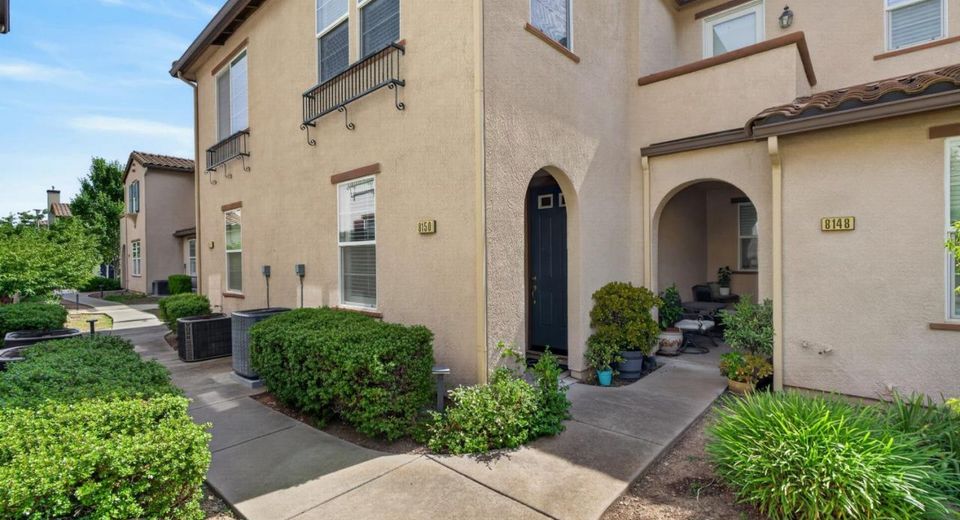 8150 Crystal Walk Cir, Elk Grove, CA 95758 Photo