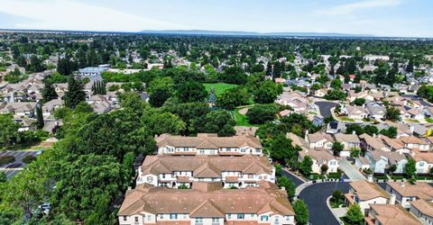8150 Crystal Walk Cir, Elk Grove, CA 95758 Photo