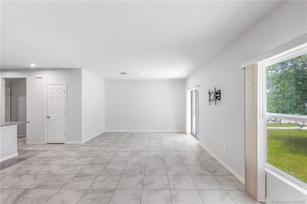 3351 Liberty Square Way, Fort Pierce, FL 34982 Photo