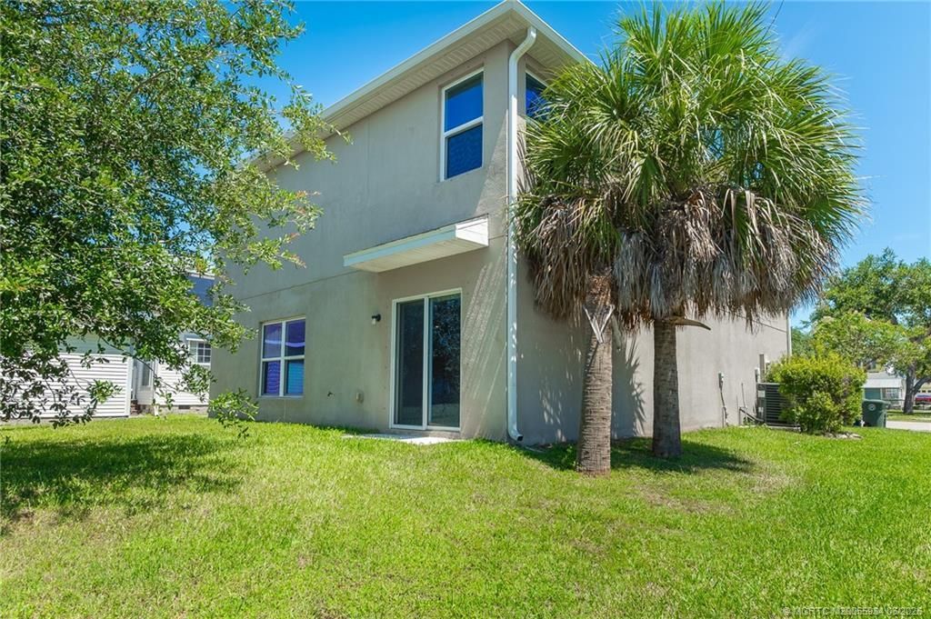 3351 Liberty Square Way, Fort Pierce, FL 34982 Photo