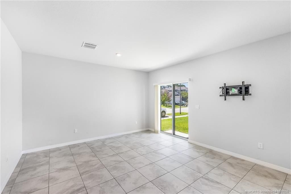 3351 Liberty Square Way, Fort Pierce, FL 34982 Photo