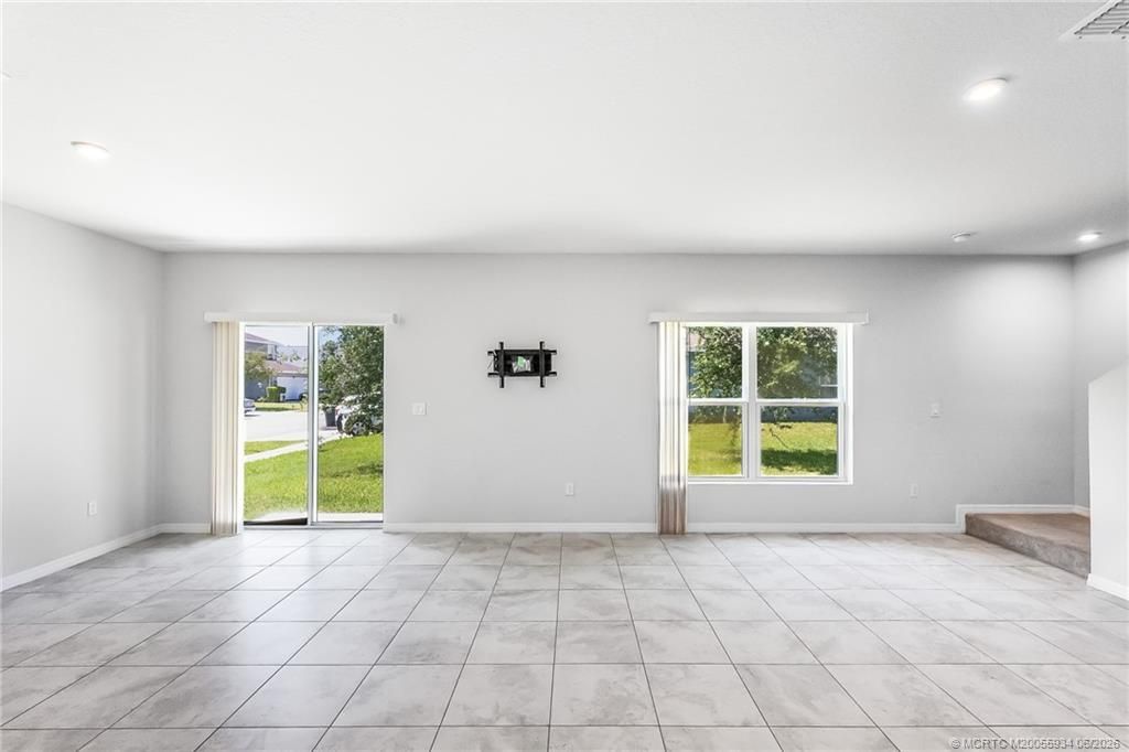 3351 Liberty Square Way, Fort Pierce, FL 34982 Photo