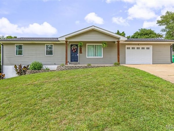 105 Meadow Lane, Festus, MO 63028
