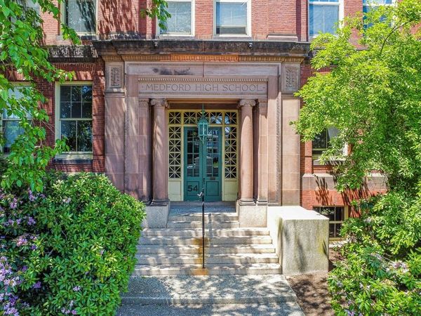 54 Forest St, Unit 219, Medford, MA 02155