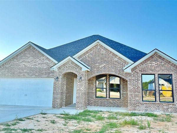 1015 Springview Lane, Mabank, TX 75147
