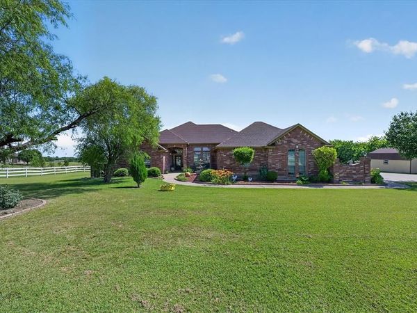 5530 N Interstate Highway 45 , Ennis, TX 75119