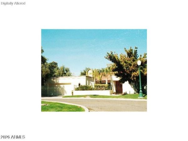 5830 N 44th Place N, Phoenix, AZ 85018