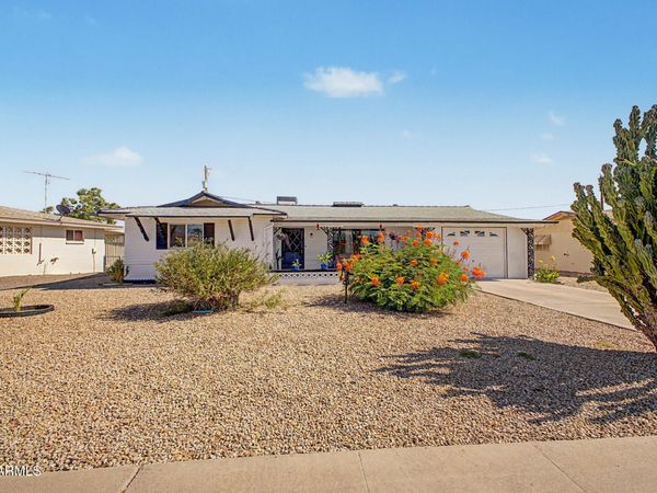 5519 E CASPER Road, Mesa, AZ 85205